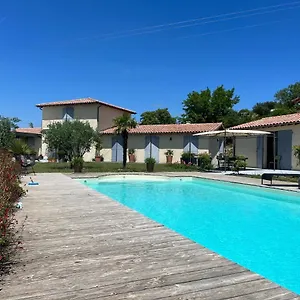 gite-crest-avec-terrasse-et-piscine.hotels-rhonealpes.com/